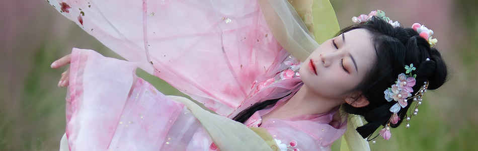 欢乐海岸,粉黛子