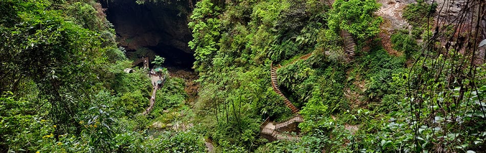 2025年五一重庆,天坑,地缝